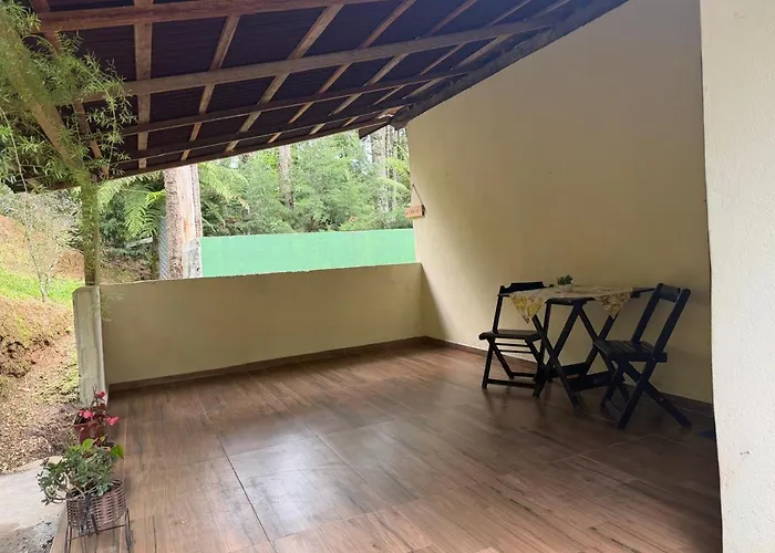  Chalé Recanto dos Pinheiros